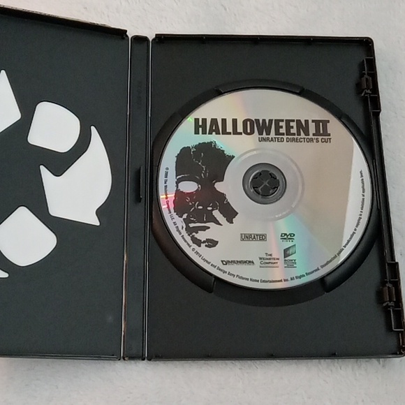 Halloween II dvd Family is Forever - Picture 3 of 3